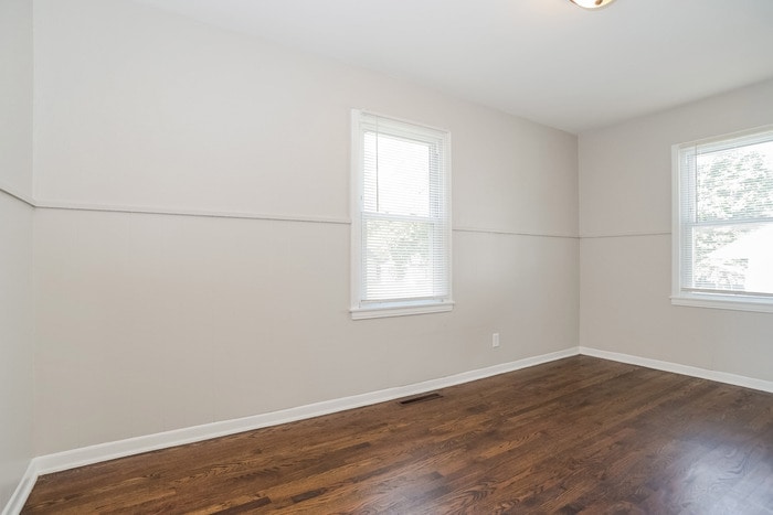 Building Photo - 3620 NE 53 Terrace