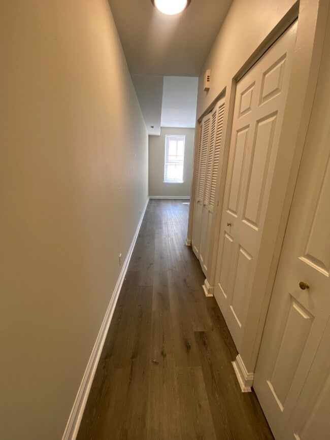 Building Photo - 911-A Geyer