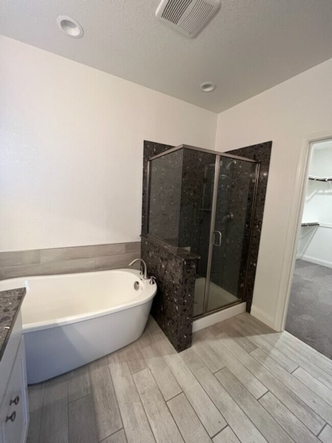 Building Photo - Solar powered open concept home located in...