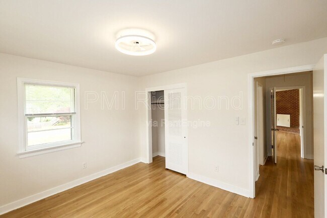 Building Photo - 5913 Osoge Rd