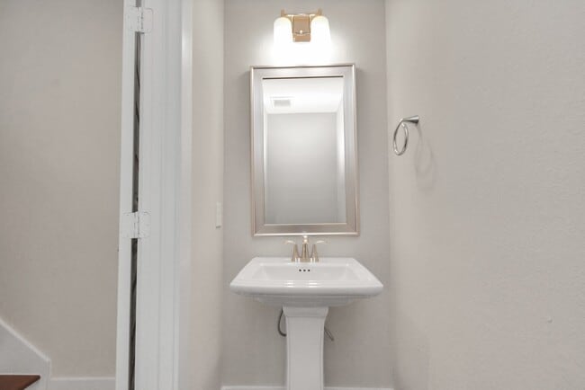 Building Photo - 746 Strawberry Pines Ct