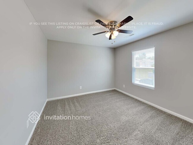 Building Photo - 9907 Paper Tree Rd