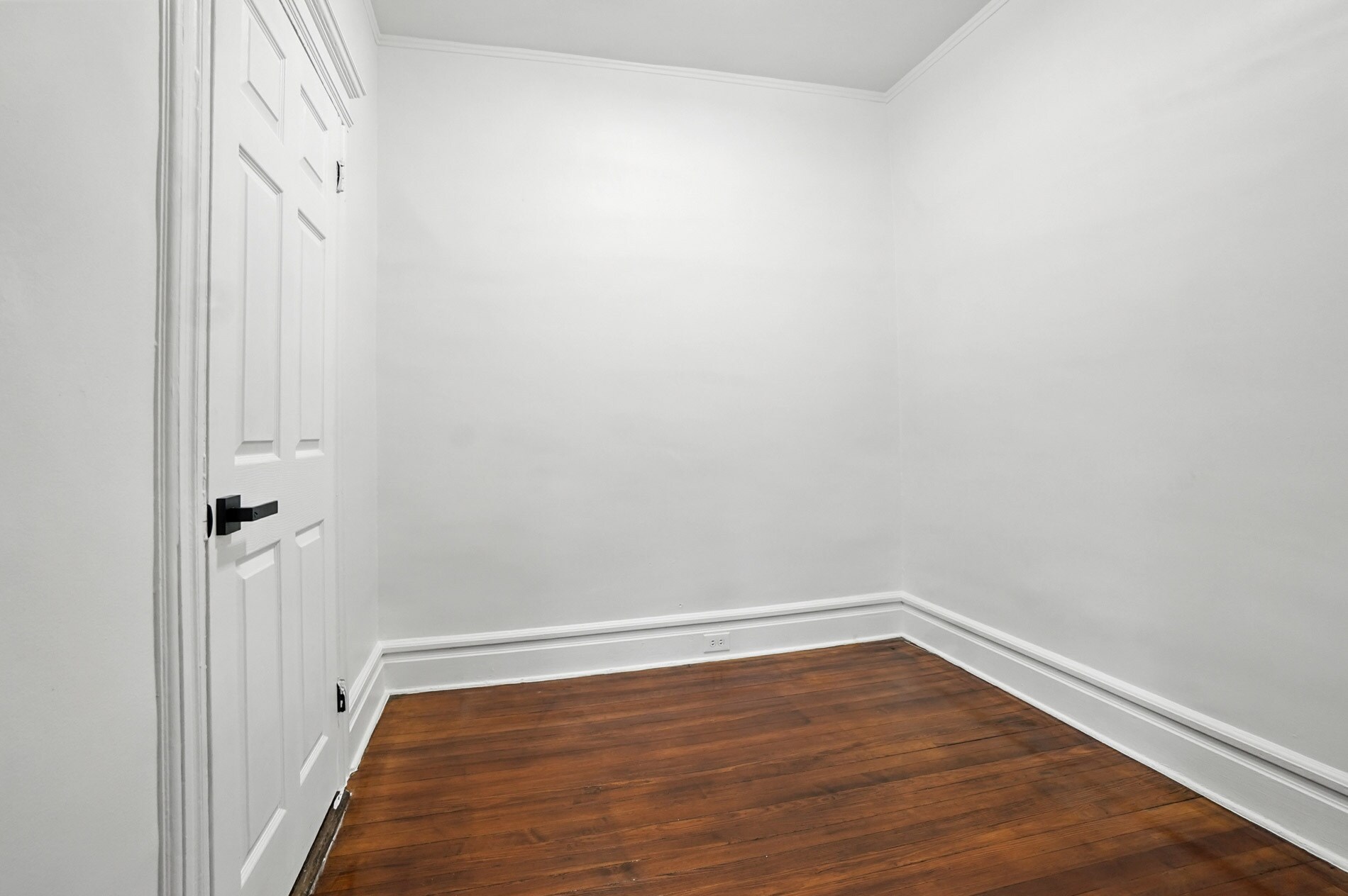 Building Photo - 97 Hopkins Pl