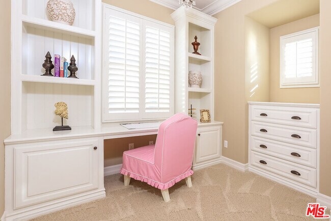 Building Photo - 7391 W Coastal View Dr