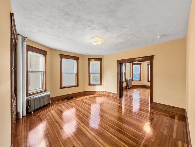 Building Photo - 45 Montvale St