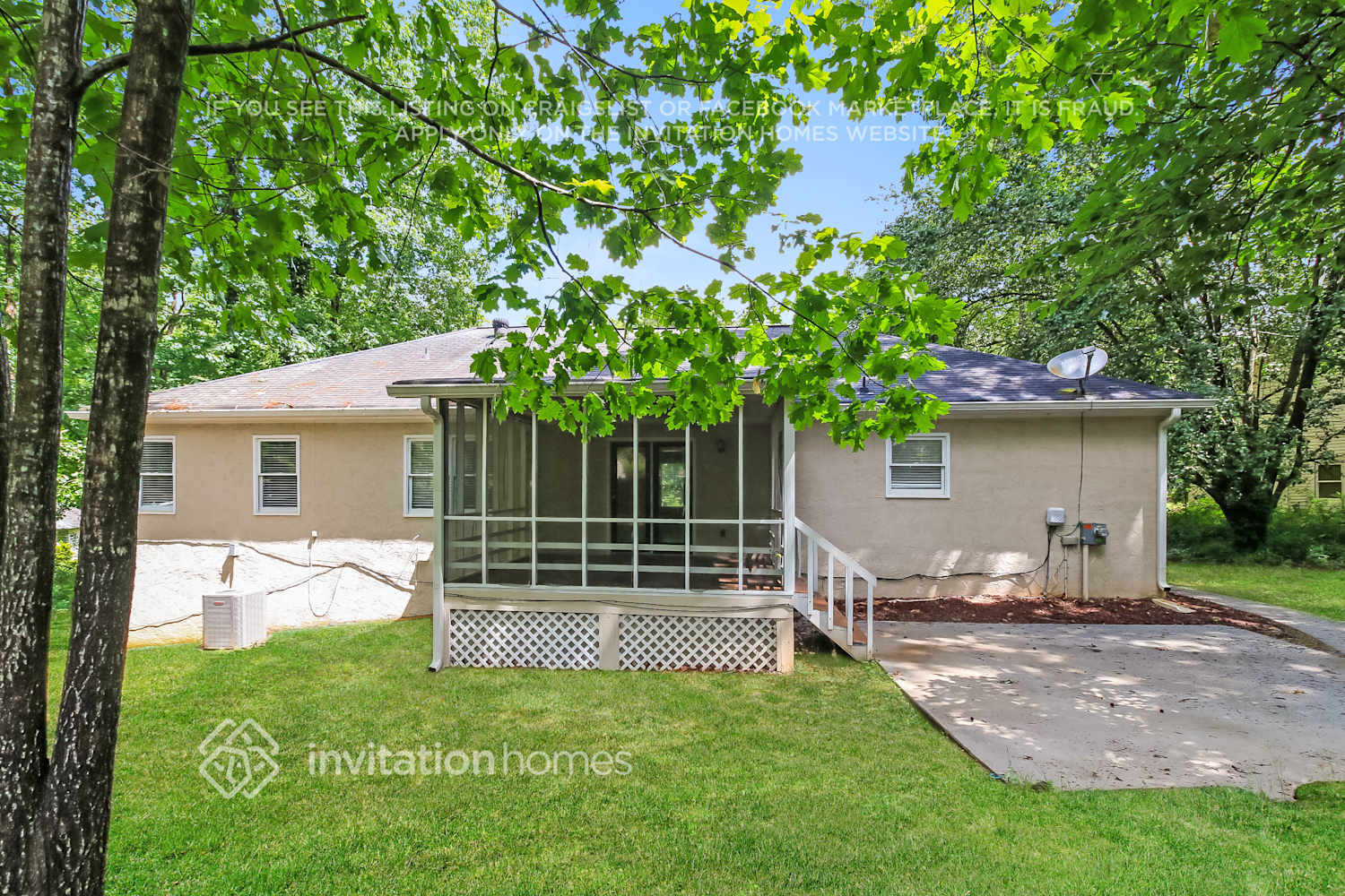 Building Photo - 321 Sherwood Cir SE