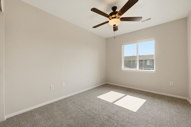 Building Photo - 9048 Apache Plume Dr