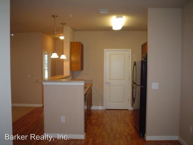 Building Photo - 3722 Burt Dr