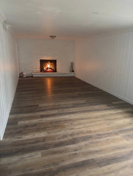 Building Photo - 1285 N 900 E