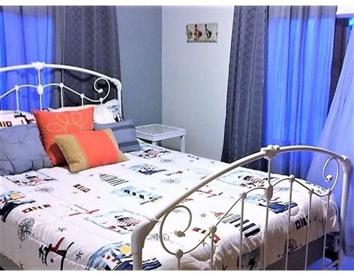 Building Photo - 29 Silver Shell Beach Dr