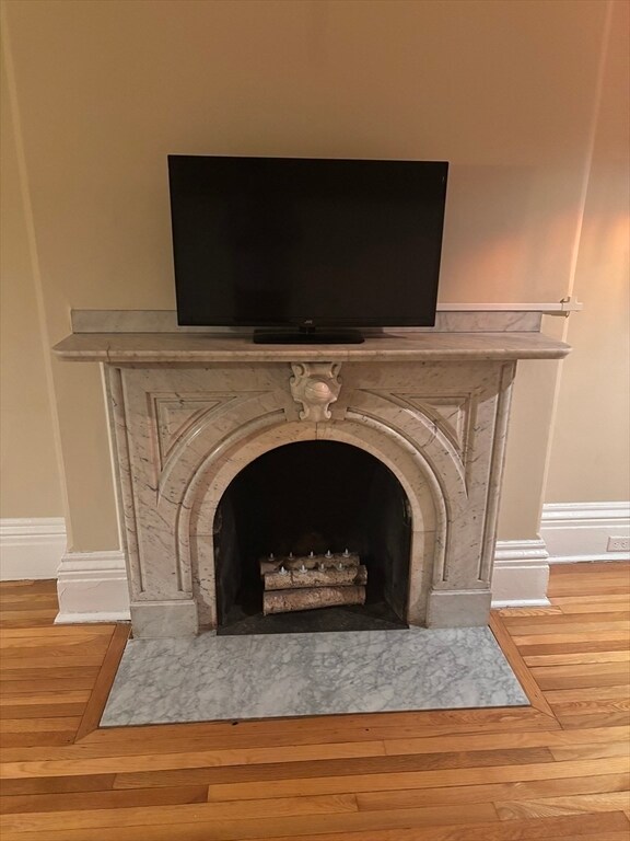 Building Photo - 100 Charles St