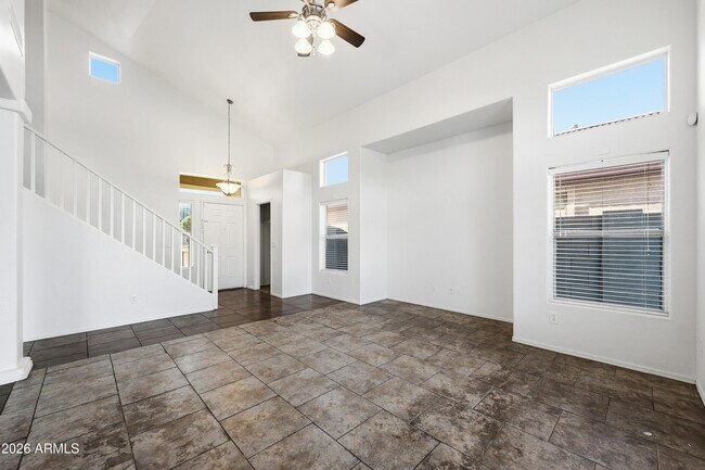 Building Photo - 5613 S 51st Dr