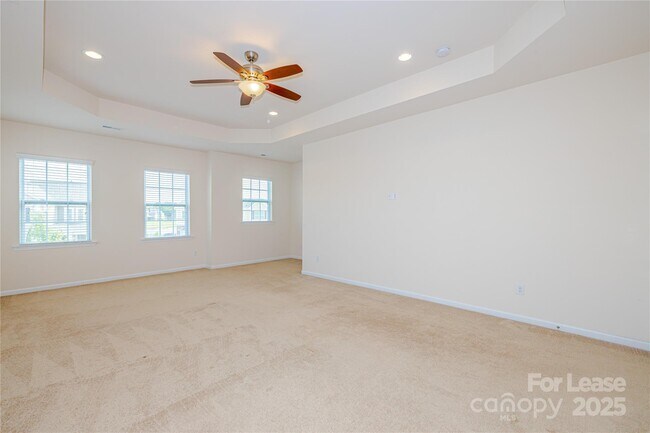 Building Photo - 2624 Snap Dragon Dr