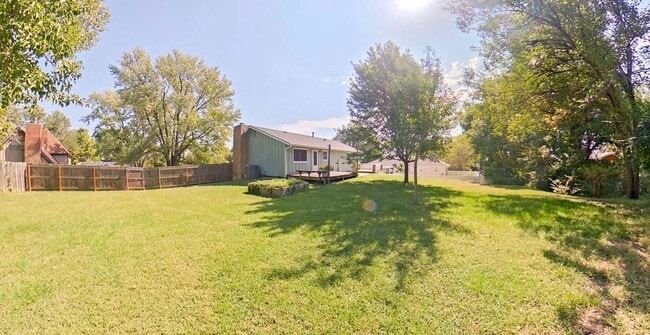 Building Photo - Double Patios + HUGE Fenced-In-Yard + Two-...