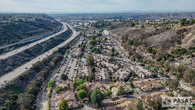 Building Photo - 1st Floor Remodeled Condo