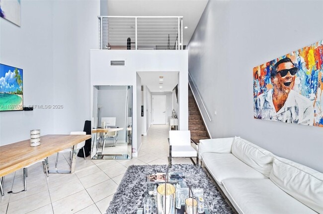 Building Photo - 1050 Brickell Ave