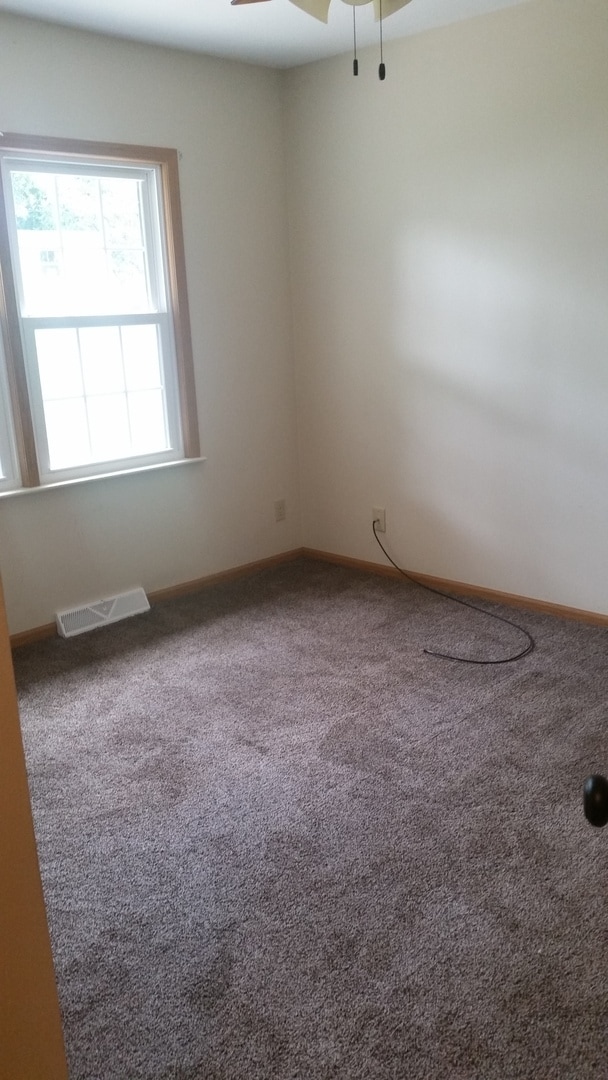 Building Photo - 3 Bedroom, 2 Bath House in Clinton, IA