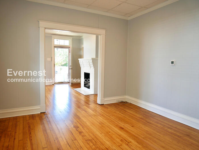 Building Photo - 3060 Stockton St