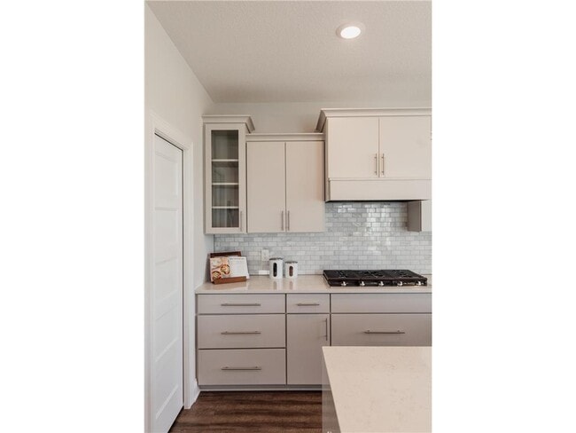 Building Photo - 1811 Fallbrooke Dr
