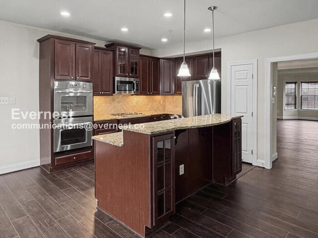 Building Photo - 1313 Cheswick Ln