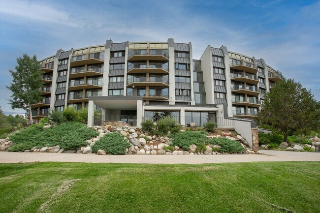 Building Photo - 2270 Storm Meadows Dr