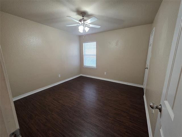 Building Photo - 1513 Millbrook Dr