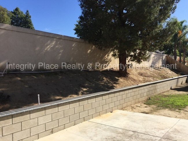 Building Photo - Parkside Green Gated Community