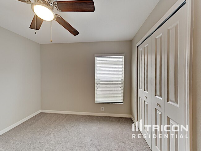 Building Photo - 1748 Broad Winged Hawk Dr