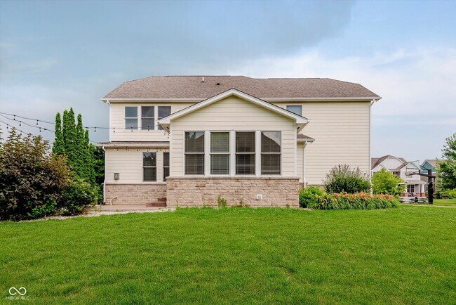 Building Photo - 10264 Normandy Way