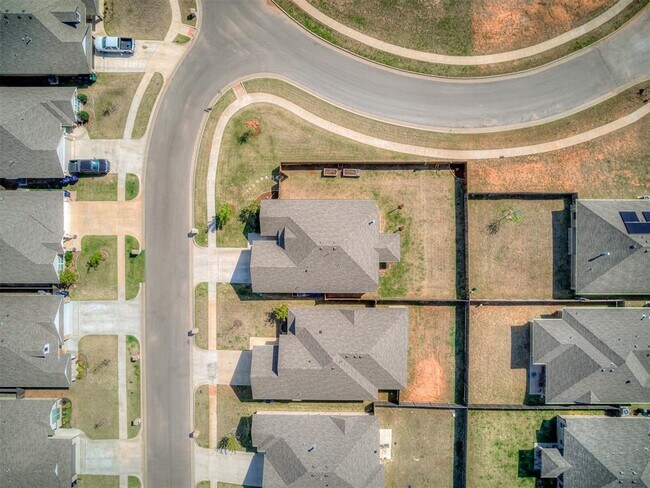 Building Photo - 9209 Anaum Ln