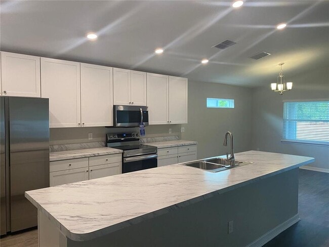 Building Photo - 94 Polermo Ave