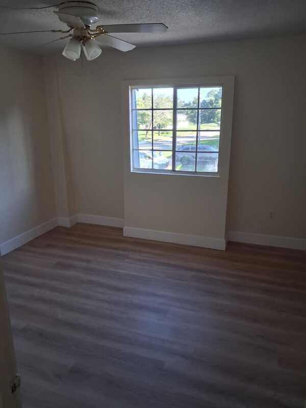 Building Photo - 5319 Sumerset St