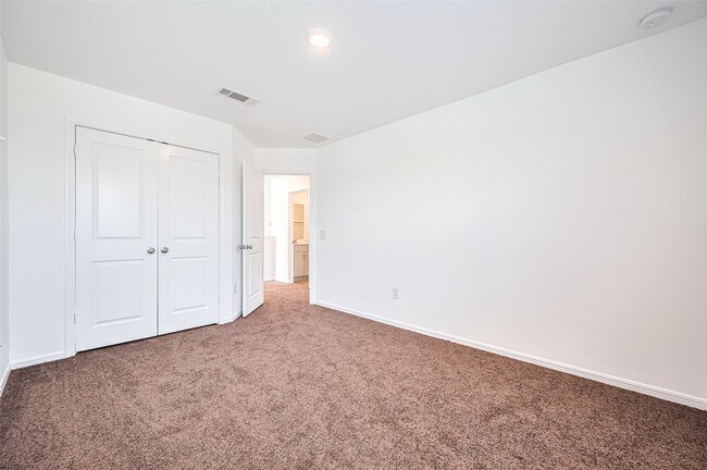 Building Photo - 1001 Laguna Cv Dr