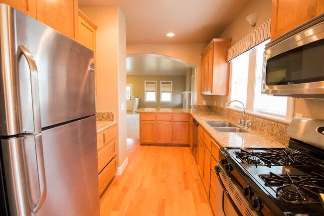 Building Photo - Beautiful Home in Historic Jacksonville