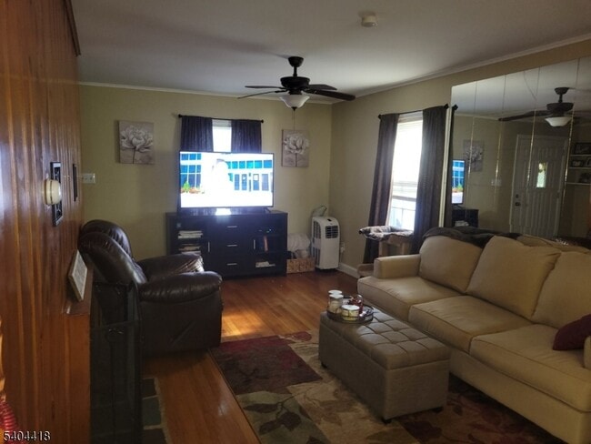 Building Photo - 8 Randolph Ave