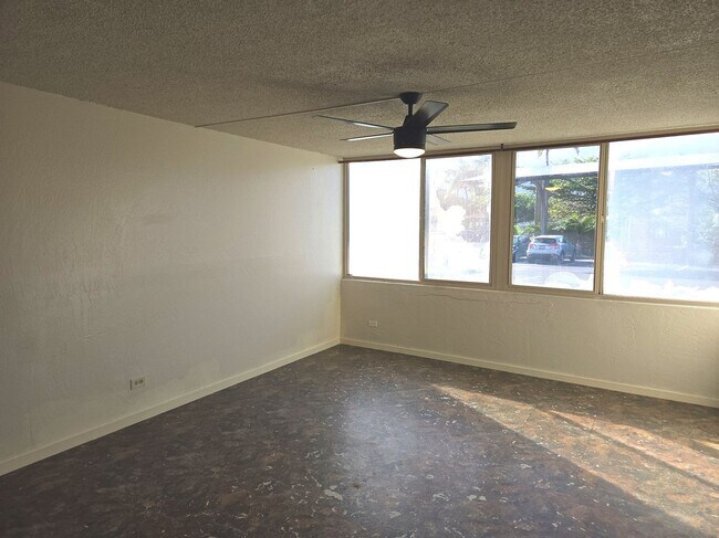 Building Photo - Newly Remodeled Harbor Lights 2 Bedroom