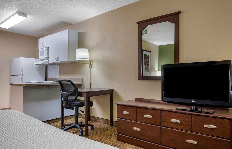 Building Photo - Furnished Studio-Pittsburgh - West Mifflin