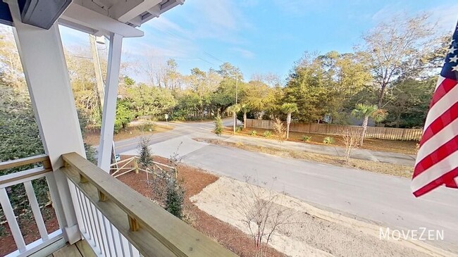 Building Photo - 1102 Tree Canopy Rd Wilmington, NC 28403 L...