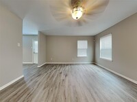 Building Photo - 16326 Royal Fort Ln