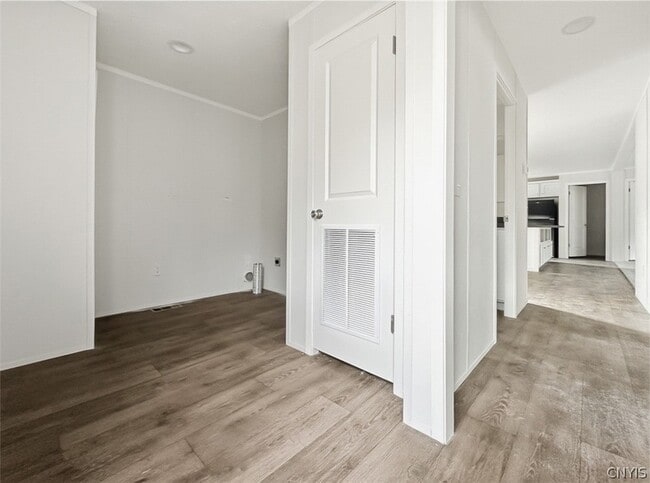 Building Photo - 2046 NY-5