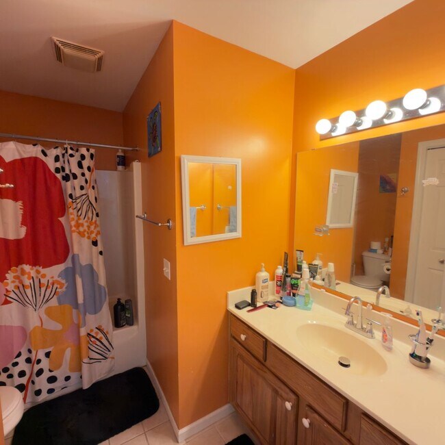 Building Photo - Single Family Home In The Desirable Cannon Farms Neighborhood!