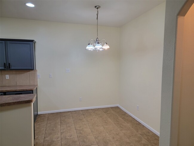 Building Photo - 17142 Taffaine Dr