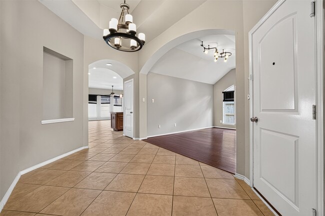 Building Photo - 2808 Arbor Brook Ln