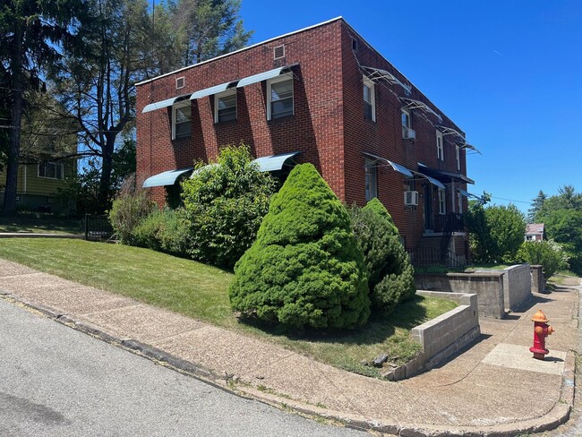 Building Photo - 1114-1116 Ohio Street