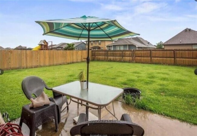 Building Photo - 15411 Baker Meadow Loop