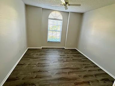 Building Photo - Freshly painted exterior and neutral color interior.
