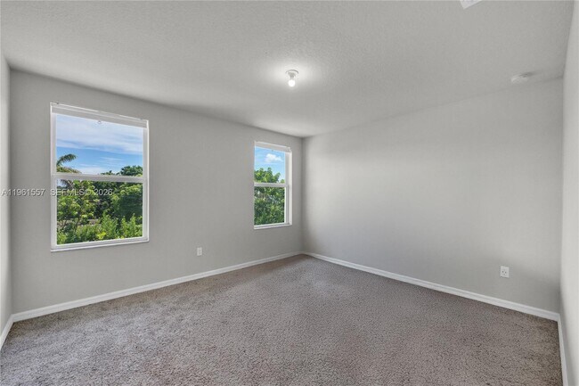 Building Photo - 3506 Joshua Tree St