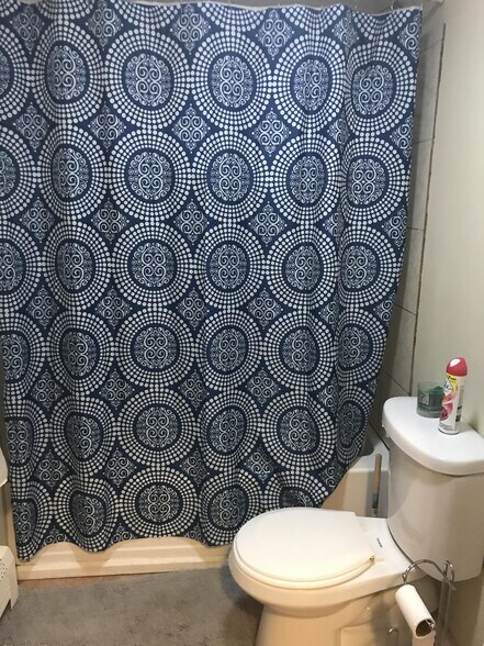 Building Photo - 266 Gold St