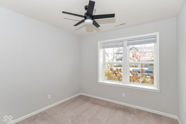 Building Photo - 9924 Mosaic Blue Wy