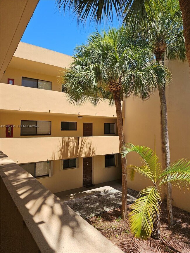 Building Photo - 8415 SW 107th Ave